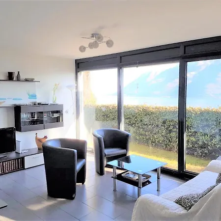 Brissago: 3.5 Zi-wohnung An Extrem Ruhiger Lage Mit Fantastischem Ausblick Apartment *